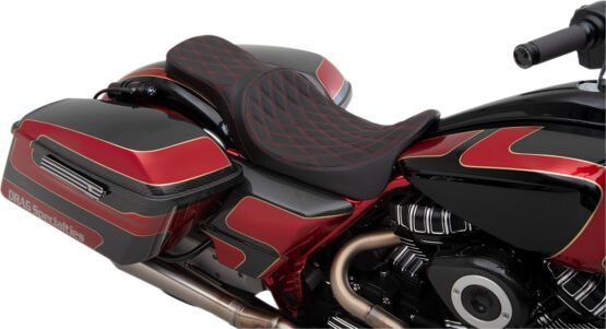 Predator Double Diamond 2-Up Seat Black/Red Forward - Image 2