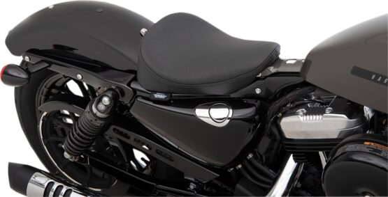 Bobber Smooth Vinyl Solo Seat - Black