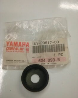 Yamaha Cover, Thrust 1 - 1UY-23517-00-00