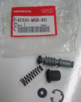 Honda Front Brake Master Cylinder Set 45530-MG9-951