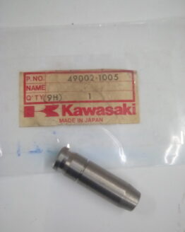 Valve Guide Single Piece 49002-1005 Fits Kawasaki 550 models 1980-2000