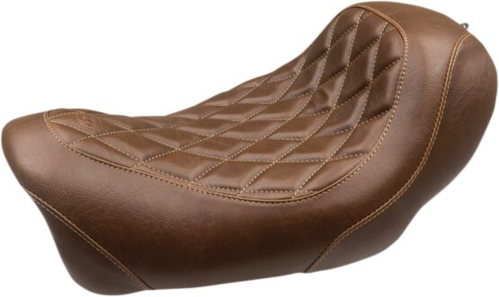 Tripper Diamond Wide Brown Solo Seat Forward 1.5"