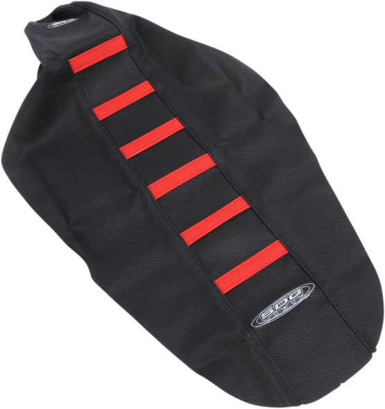 6-Rib Water Resistant Seat Cover Black/Red