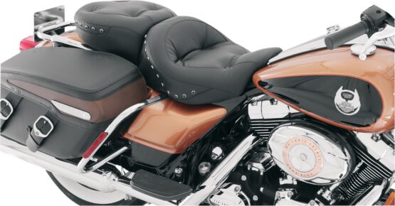 Ultra Touring Regal Studded 2-Up Seat