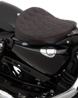 Bobber Double Diamond Vinyl Solo Seat Black/Red