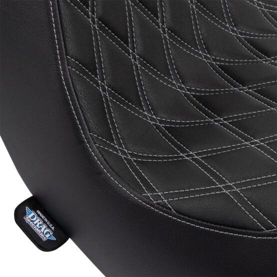 Seat Predator III Black w/ Silver Stitching - Image 3