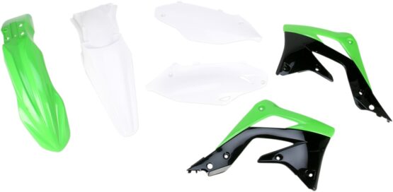 Green Plastic Kit - Image 4