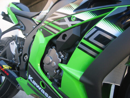 Kawasaki ZX-10 Frame Sliders - Image 7