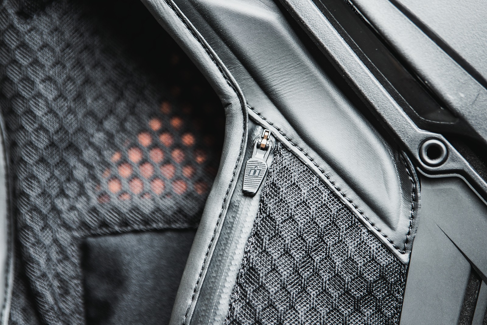 ICON Field Armor 3 Vest Black L/XL Men's - Image 4