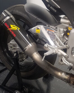 Aprilia RSV4 3/4 Slip On Exhaust Carbon Fiber