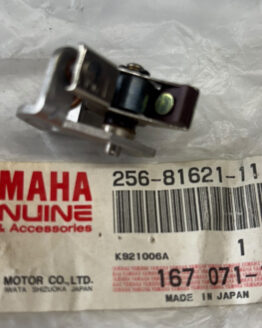 Yamaha Contact Breaker Point Assembly 256-81621-11-00