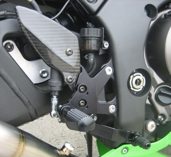 Adjustable Rearsets ZX10R - Image 3